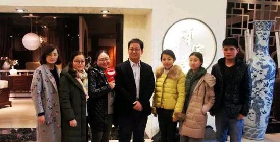 邱德光携手华日家具,带来不一样的"云"作品