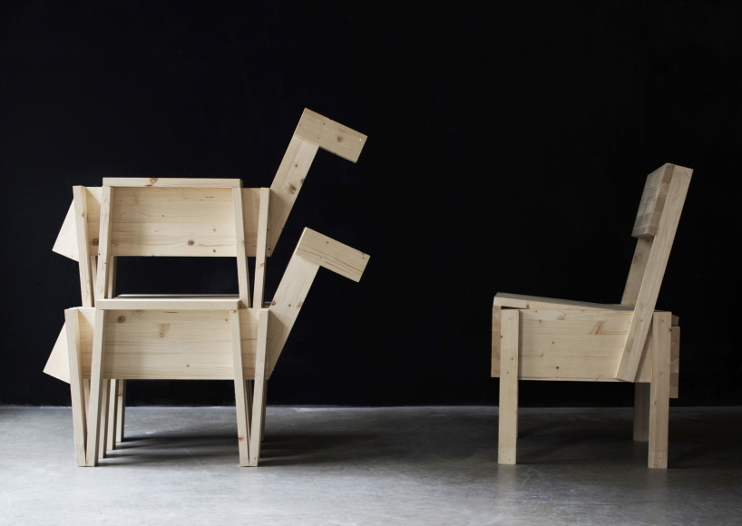 wooden stable:可叠放的木马座椅